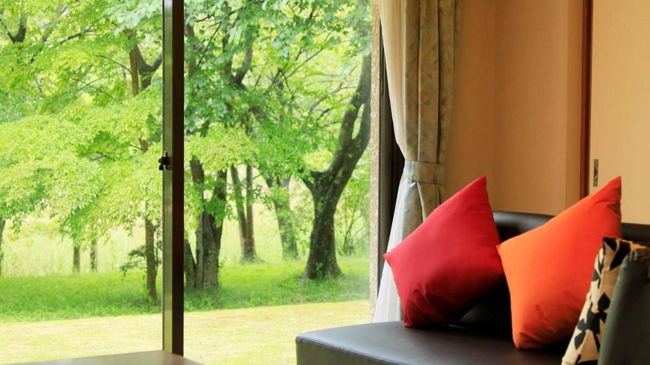 איטו Izu Ippeki Lake Lakeside Terrace מראה חיצוני תמונה