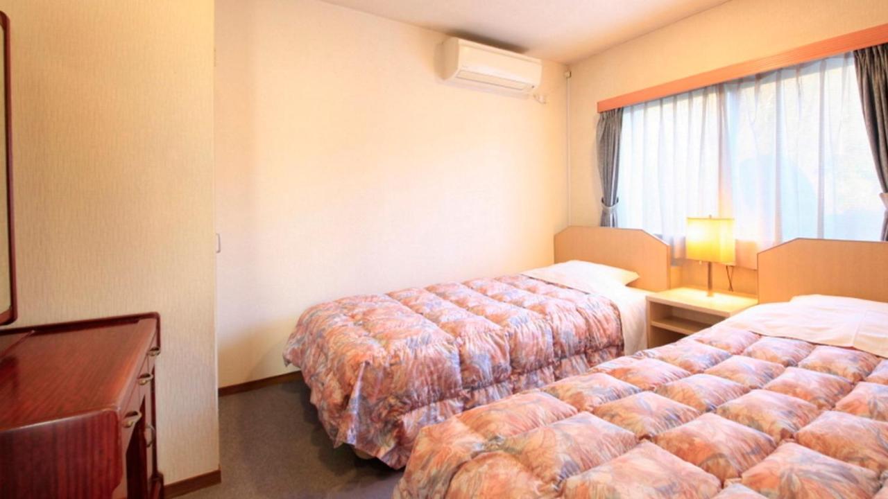 איטו Izu Ippeki Lake Lakeside Terrace מראה חיצוני תמונה