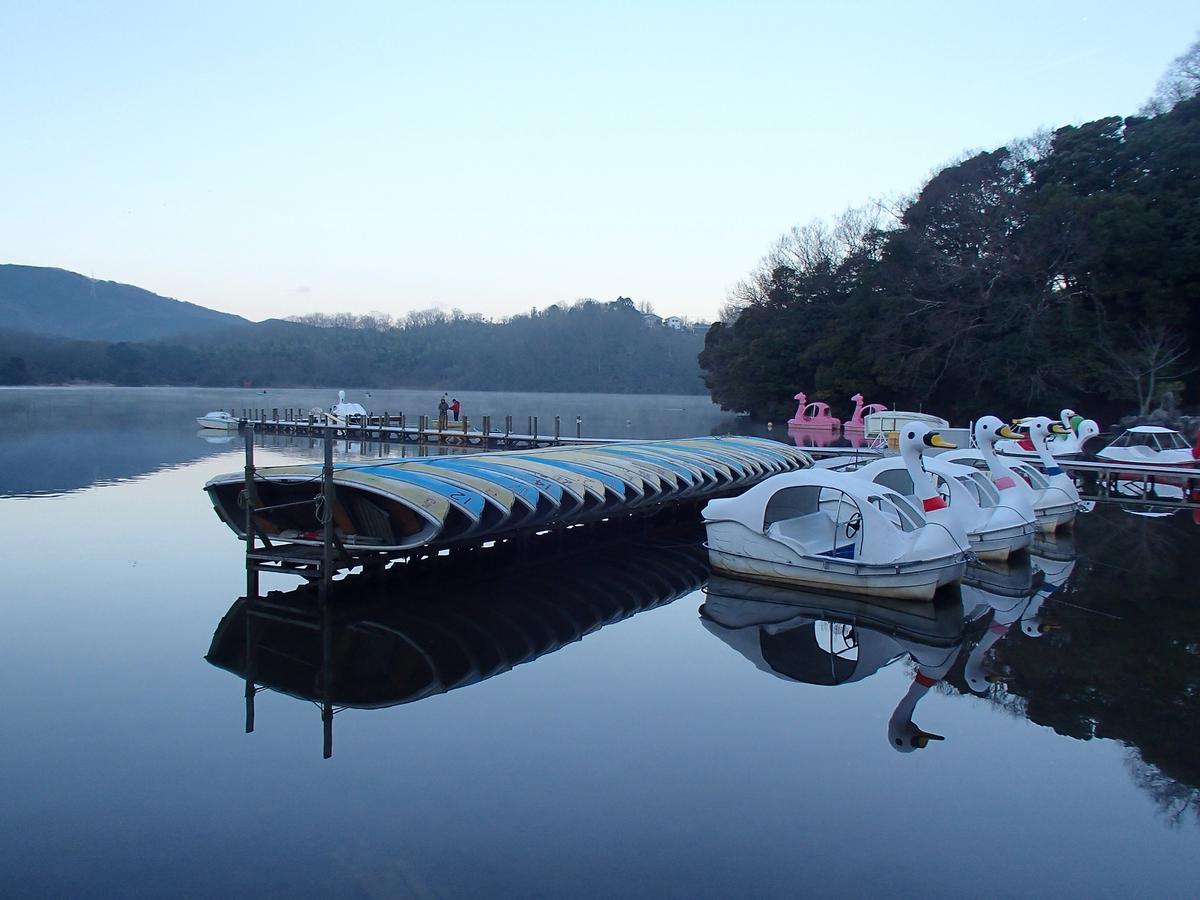 איטו Izu Ippeki Lake Lakeside Terrace מראה חיצוני תמונה